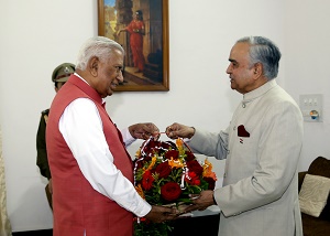 The Governor of Arunachal Pradesh Lt. Gen (Retd) Nirbhay Sharma with Governor of Karnataka Shri Vajubhai Vala at Raj Bhawan, Bangalore on 11th December 2014